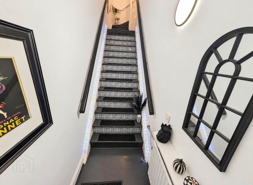 3 La Salle Park, Belfast, BT12 6DL