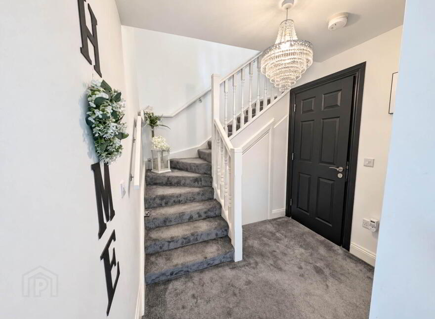 3 La Salle Park, Belfast, BT12 6DL