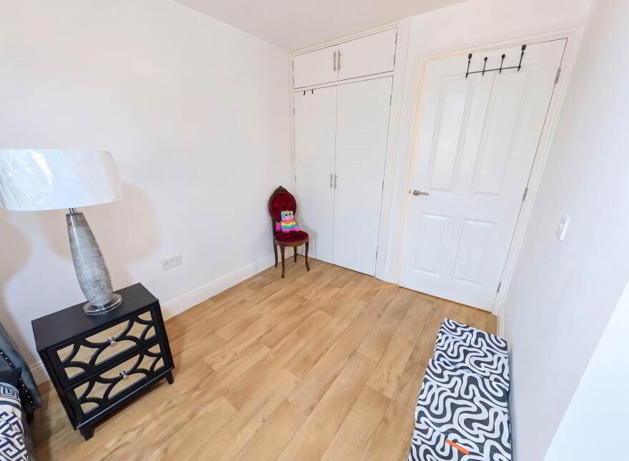 3 La Salle Park, Belfast, BT12 6DL