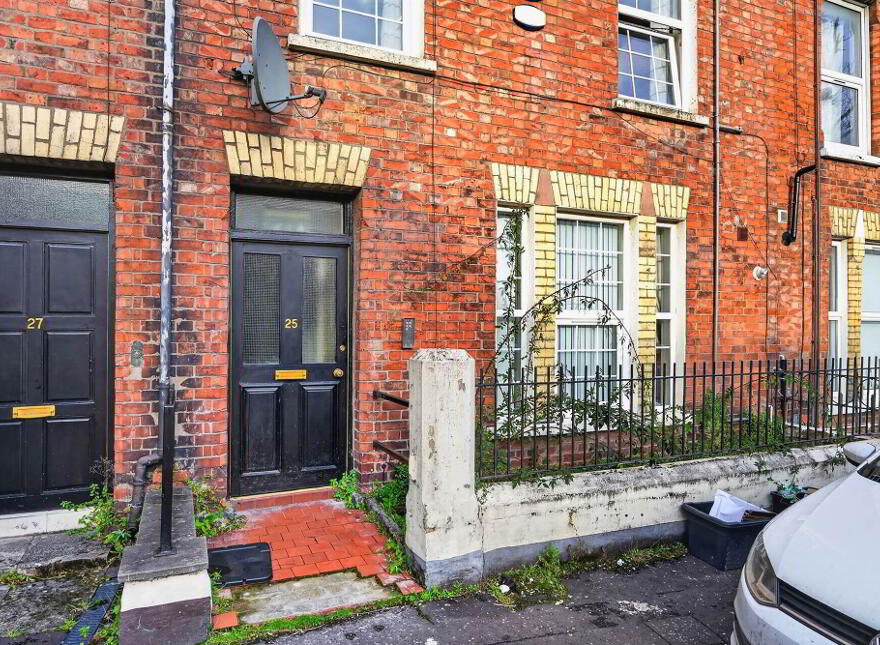 Apt 4, 25-27 Dunluce Avenue, Lisburn Road, Belfast, BT9 7AW