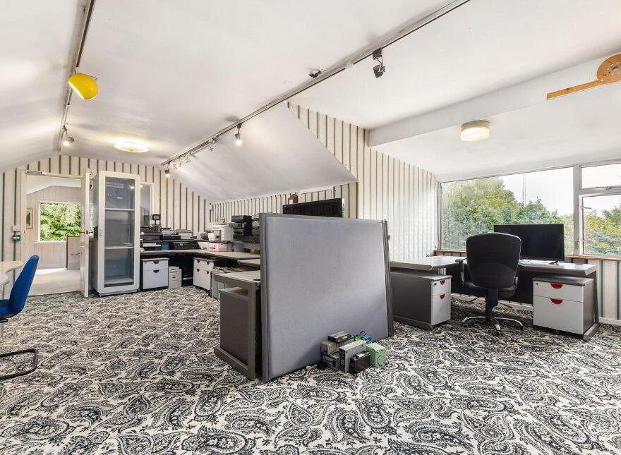 Willowdale, Lispopple, Rolestown, K67E8H0