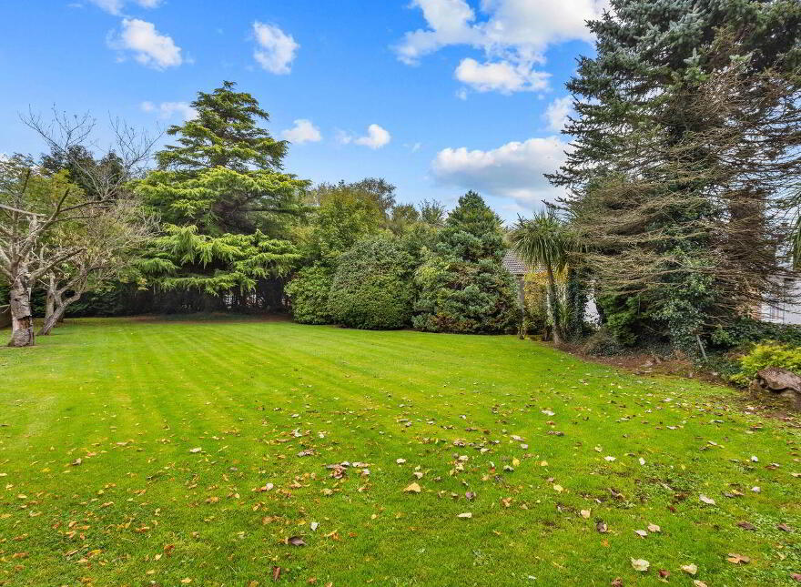 Willowdale, Lispopple, Rolestown, K67E8H0