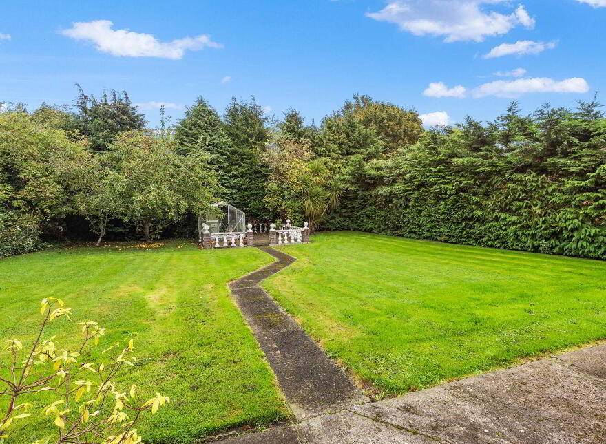 Willowdale, Lispopple, Rolestown, K67E8H0