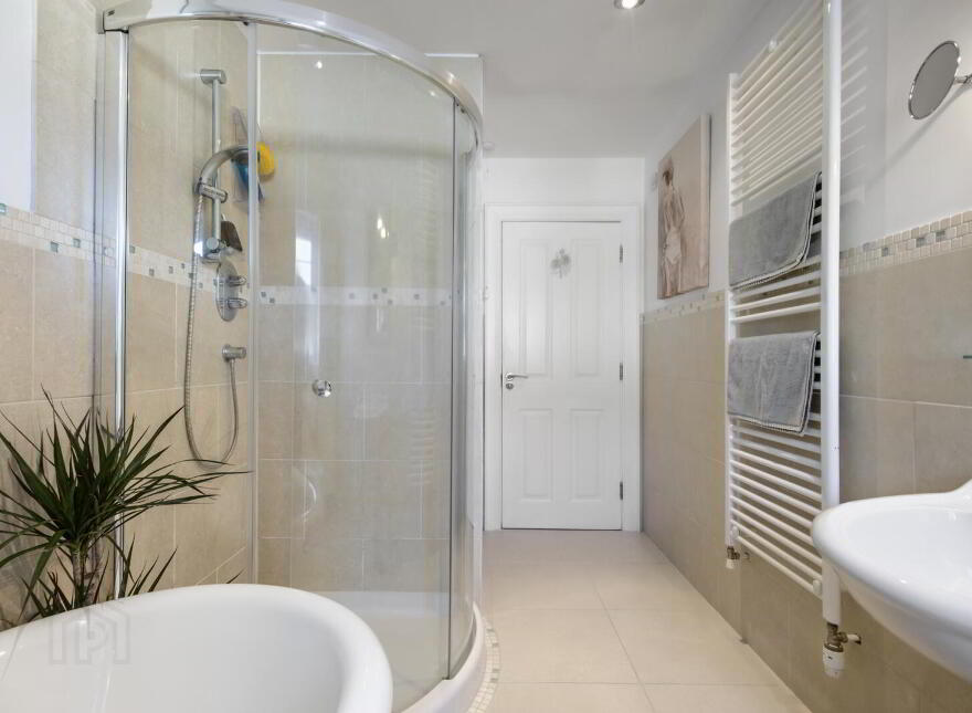 3 Park Lane Mews, Royal Hillsborough, BT26 6FR