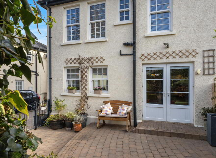 3 Park Lane Mews, Royal Hillsborough, BT26 6FR