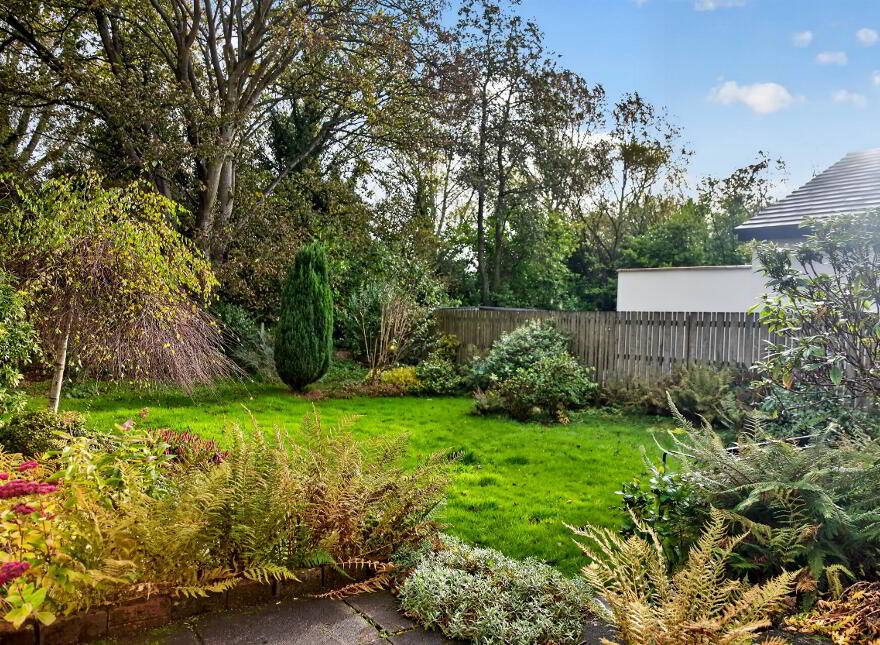 15 Leighinmohr Park, Ballymena, BT42 2AW