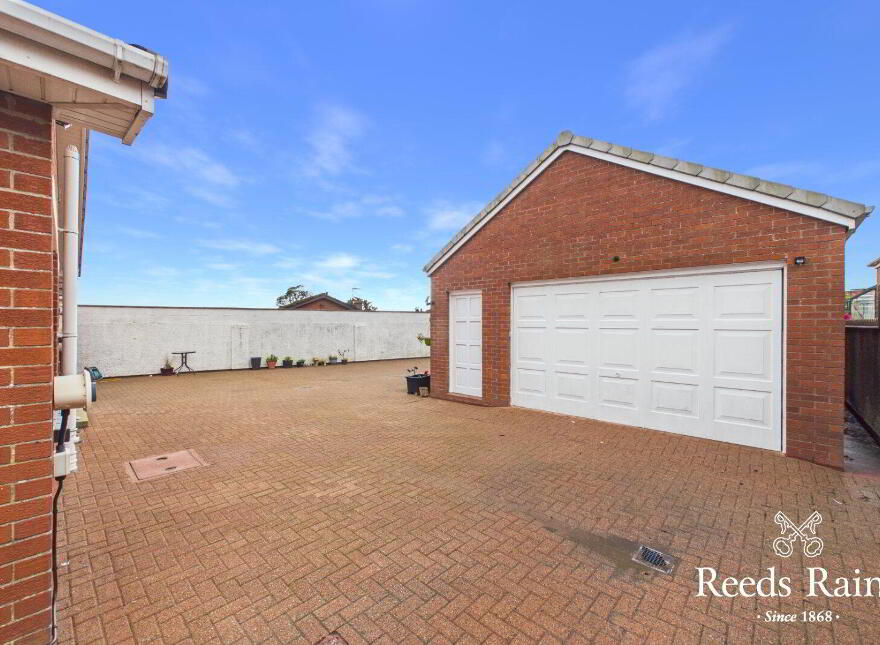13 Tardree Heights, Carrickfergus, BT38 8NX