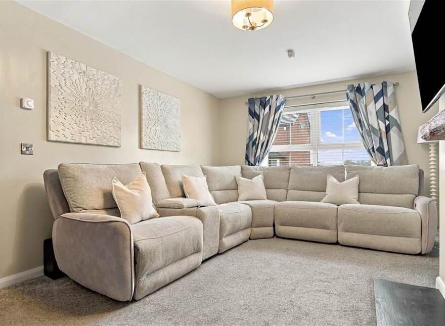 37 Carnwood, Ballymena, BT43 5PZ