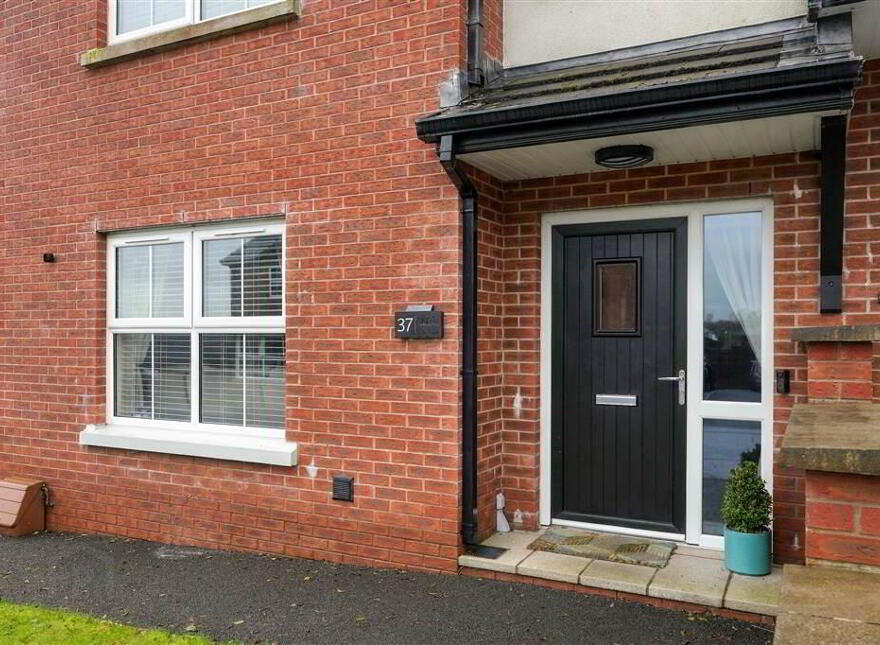 37 Carnwood, Ballymena, BT43 5PZ