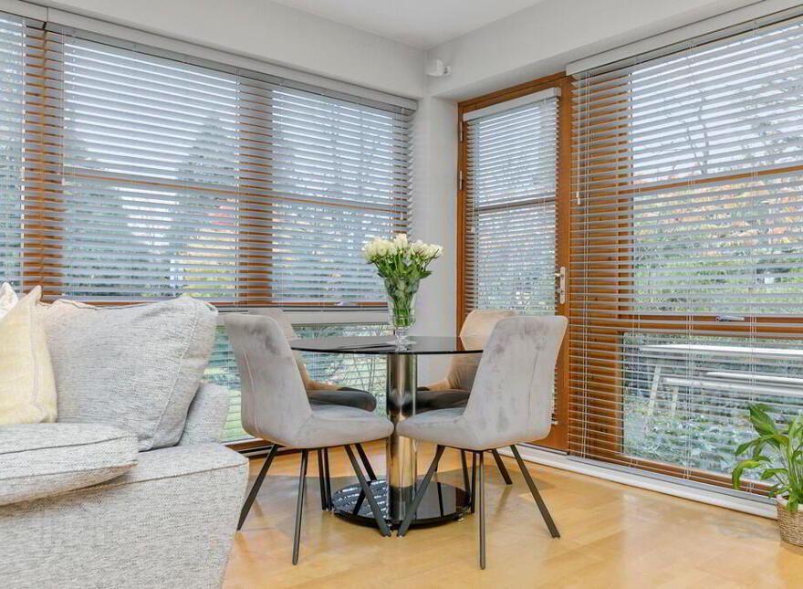 E2 The Elms, Malone Square, 77B Malone Road, Belfast, BT9 6SB