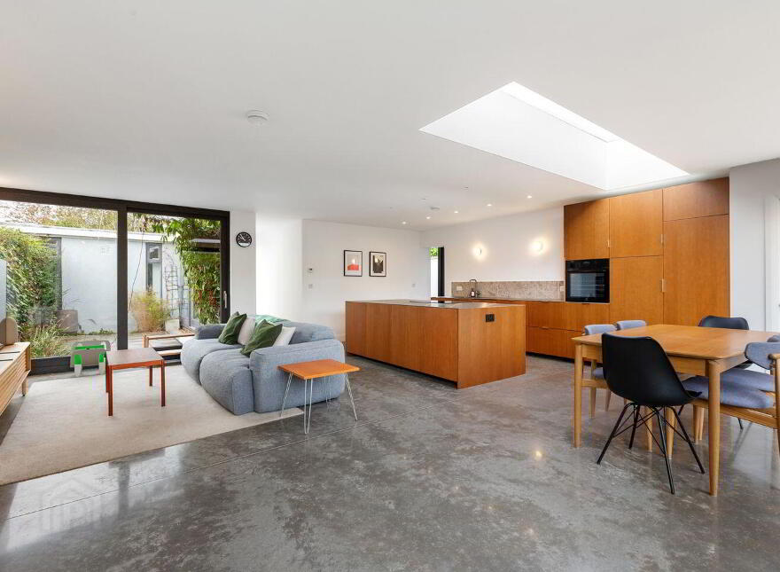 39 Ailesbury Grove, Dundrum, Dundrum, D16XA00