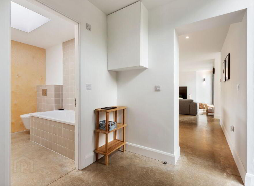 39 Ailesbury Grove, Dundrum, Dundrum, D16XA00