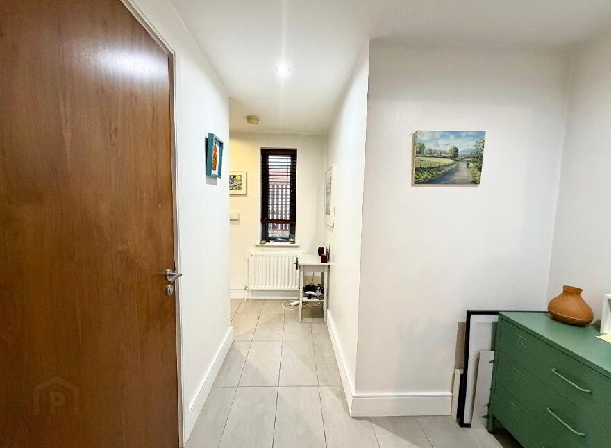 2j Ardenlee Street, Belfast, BT6 8QJ