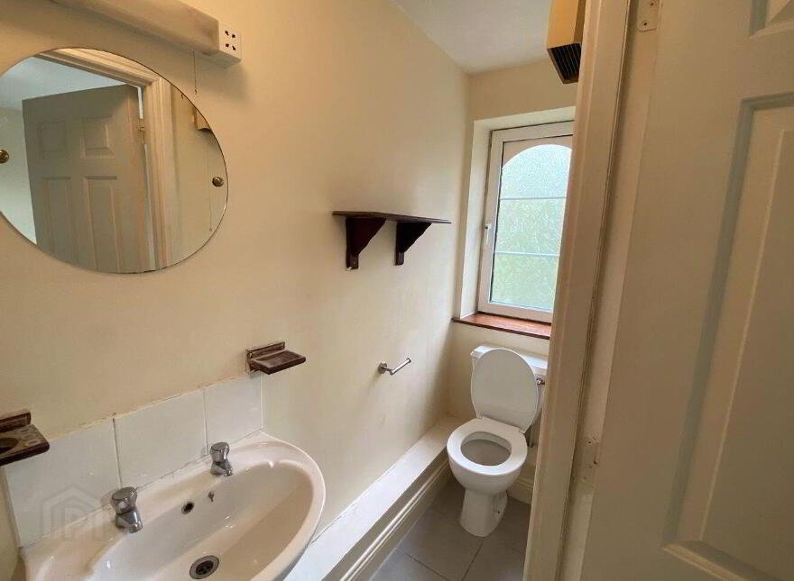 4 Galley, The Headlands, Wilton, T12KW13