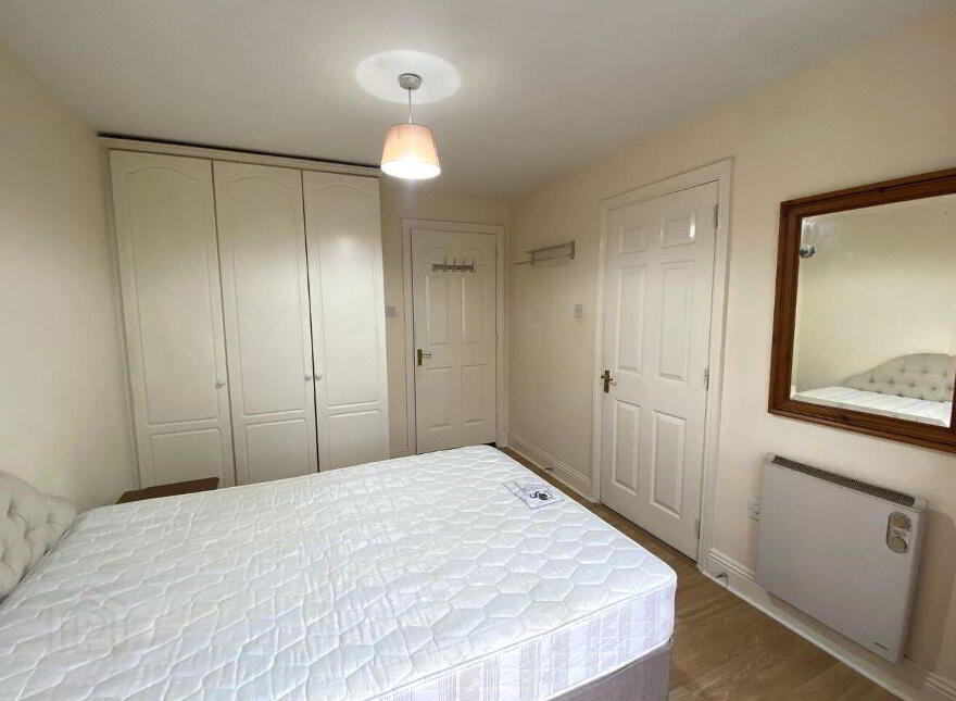 4 Galley, The Headlands, Wilton, T12KW13