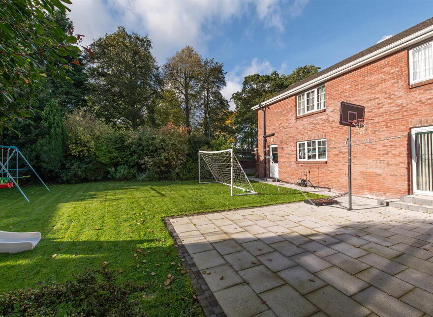 1 Old Manse Green, Banbridge, BT32 4QY
