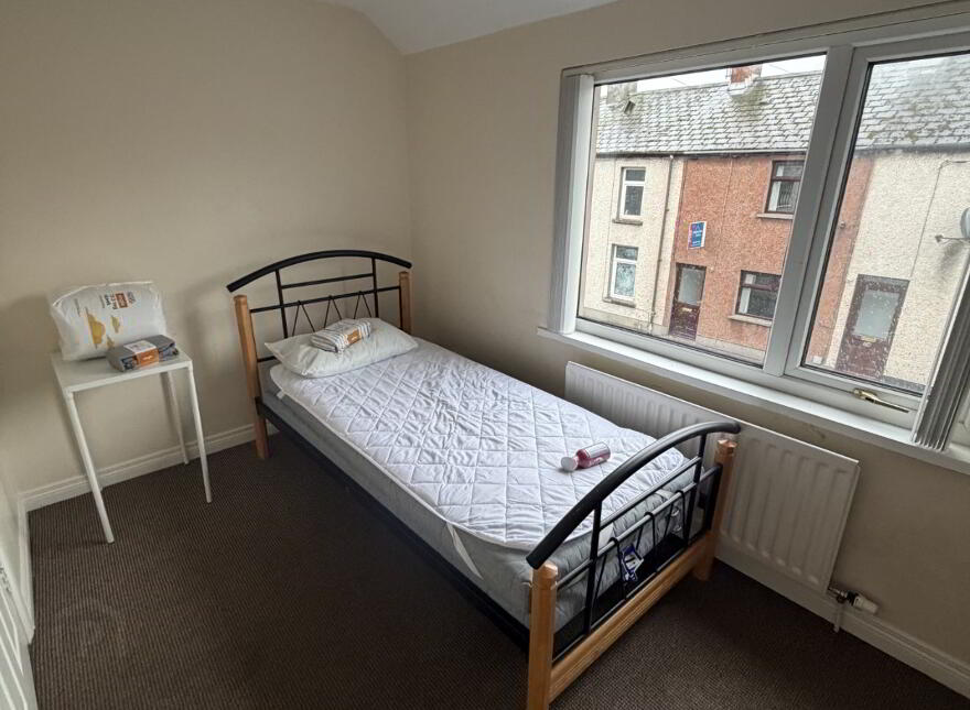 17 Portland Street, Larne, BT40 1DQ