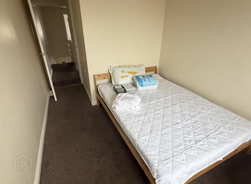 17 Portland Street, Larne, BT40 1DQ