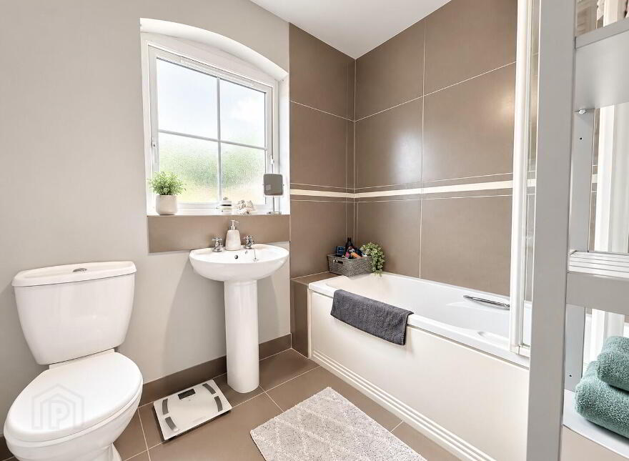 16 Linen Fields, Banbridge, BT32 4RX