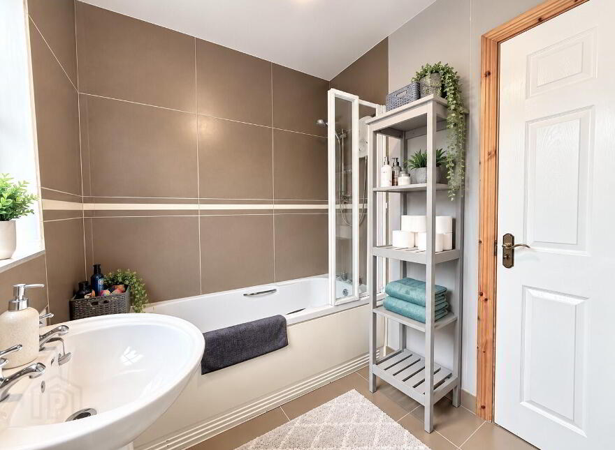 16 Linen Fields, Banbridge, BT32 4RX
