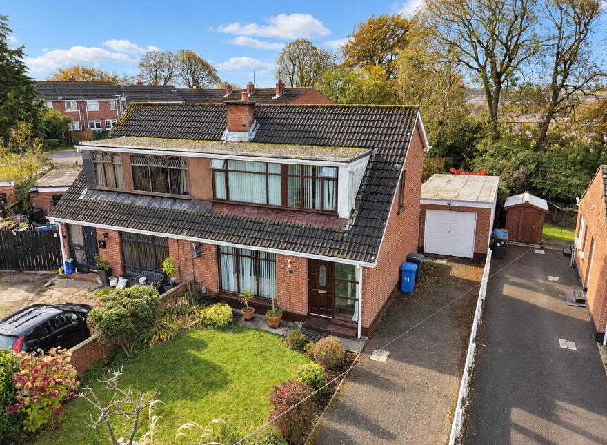 11 Hampton Crescent, Kilfennan, L’derry, BT47 5HF photo