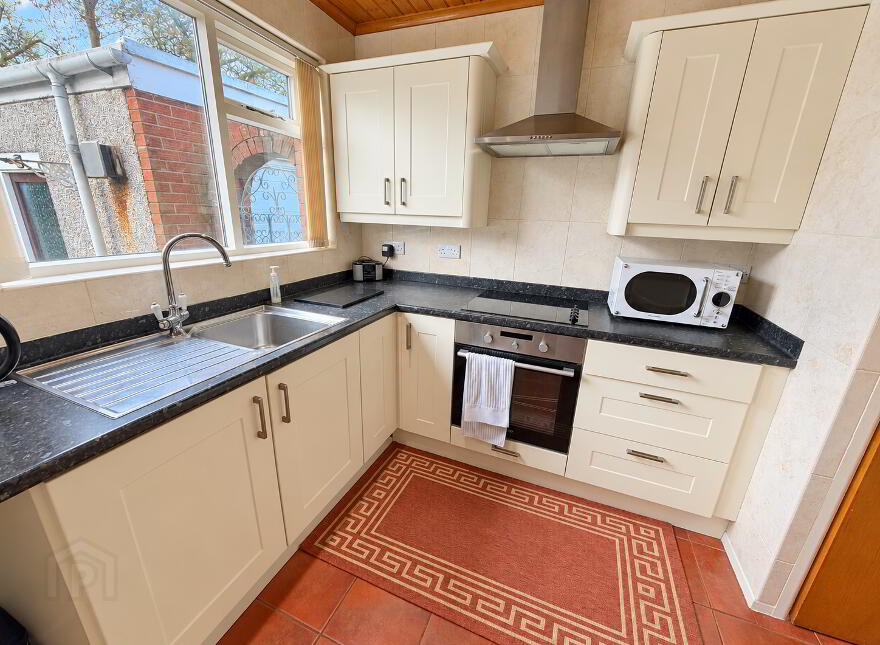 11 Hampton Crescent, Kilfennan, L’derry, BT47 5HF