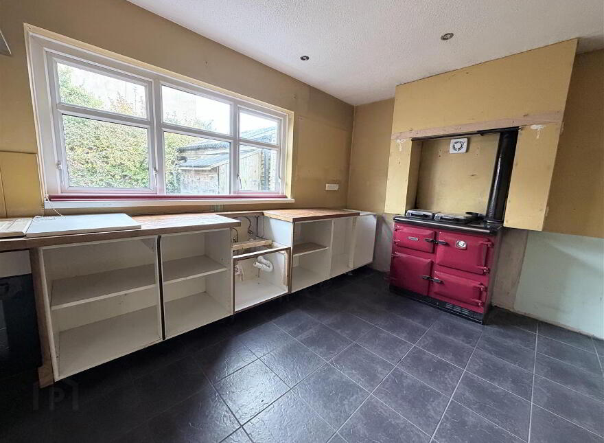 11 Glen Road, Derry, BT48 0BY