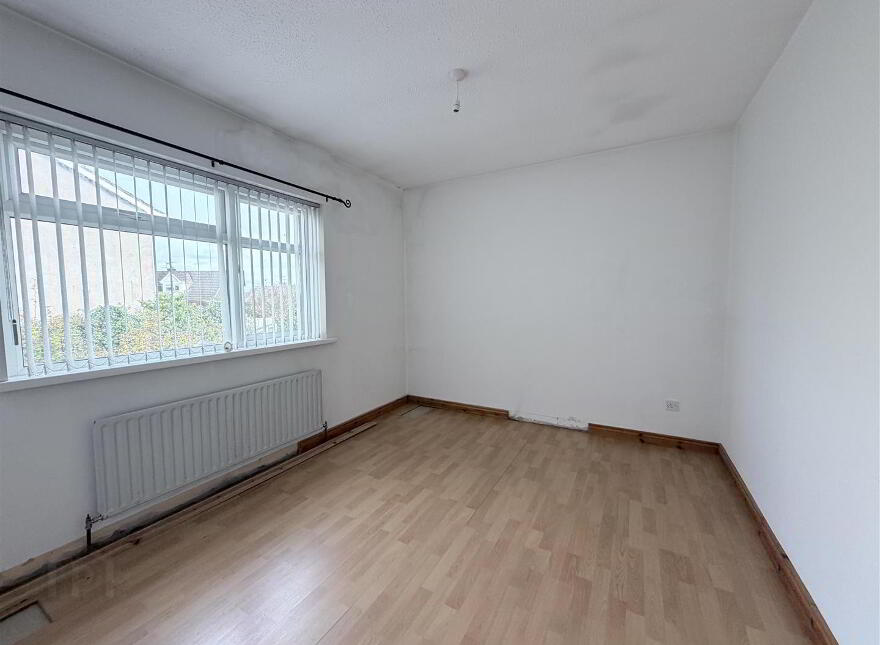 11 Glen Road, Derry, BT48 0BY