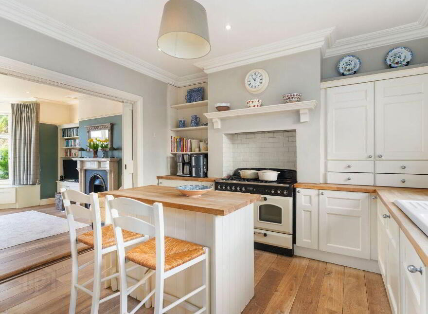 29 St. Alban's Park, Sandymount, Sandymount, D04Y4E8