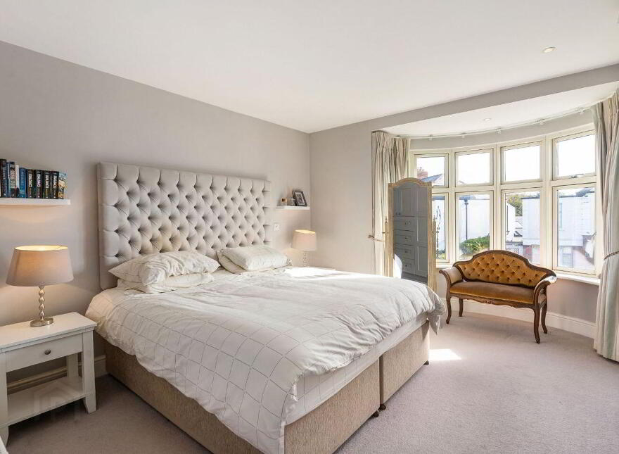 29 St. Alban's Park, Sandymount, Sandymount, D04Y4E8