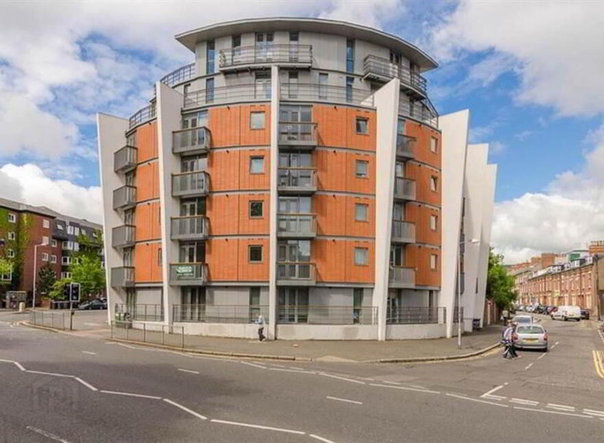 2.3, 117 Lisburn Road, Belfast, BT9 7AF photo
