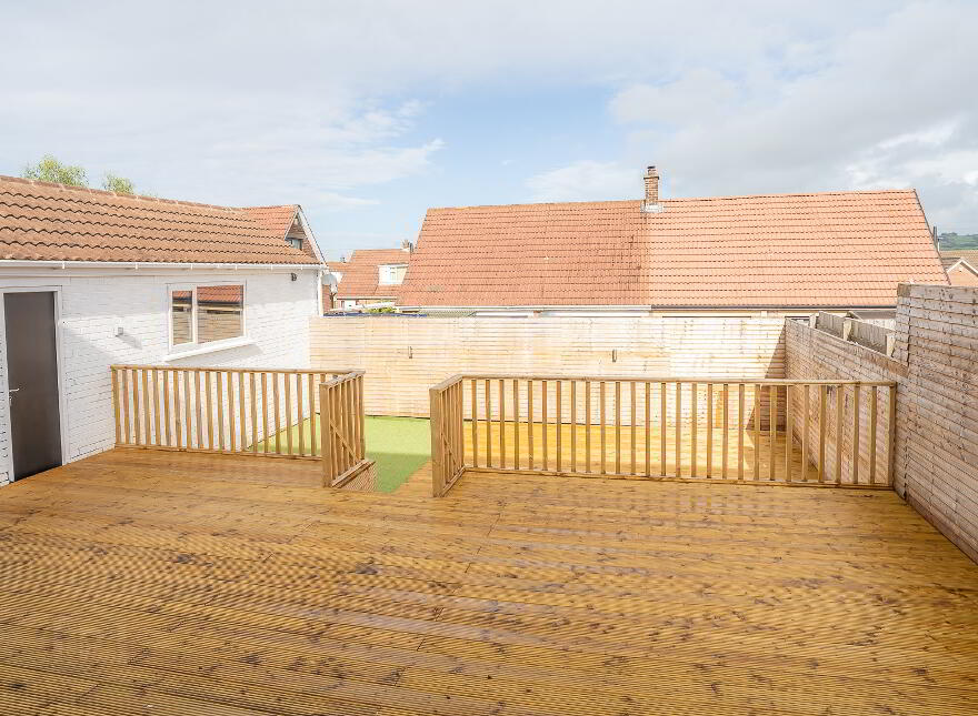 30 Ravelston Avenue, Newtownabbey, BT36 6PF