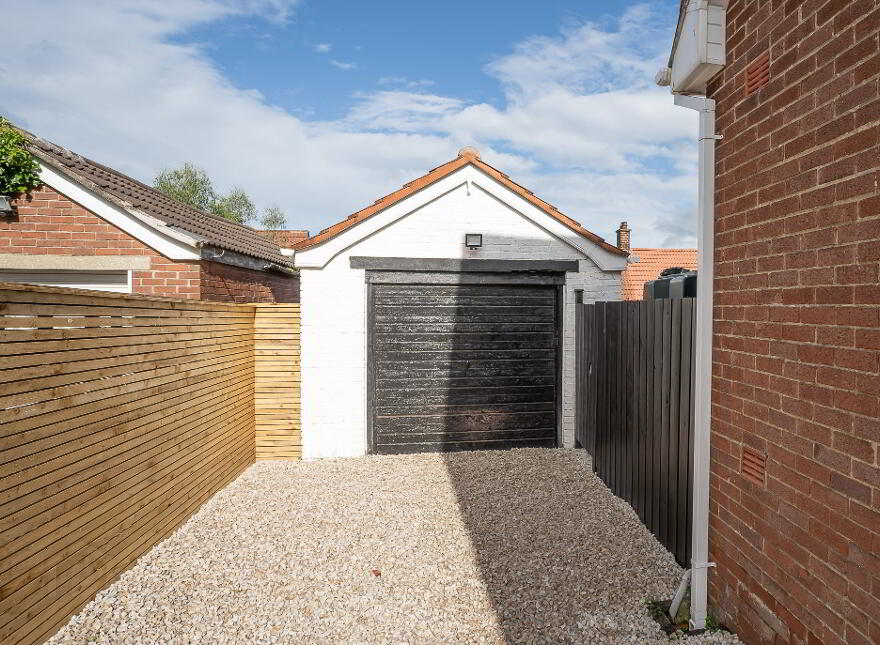 30 Ravelston Avenue, Newtownabbey, BT36 6PF