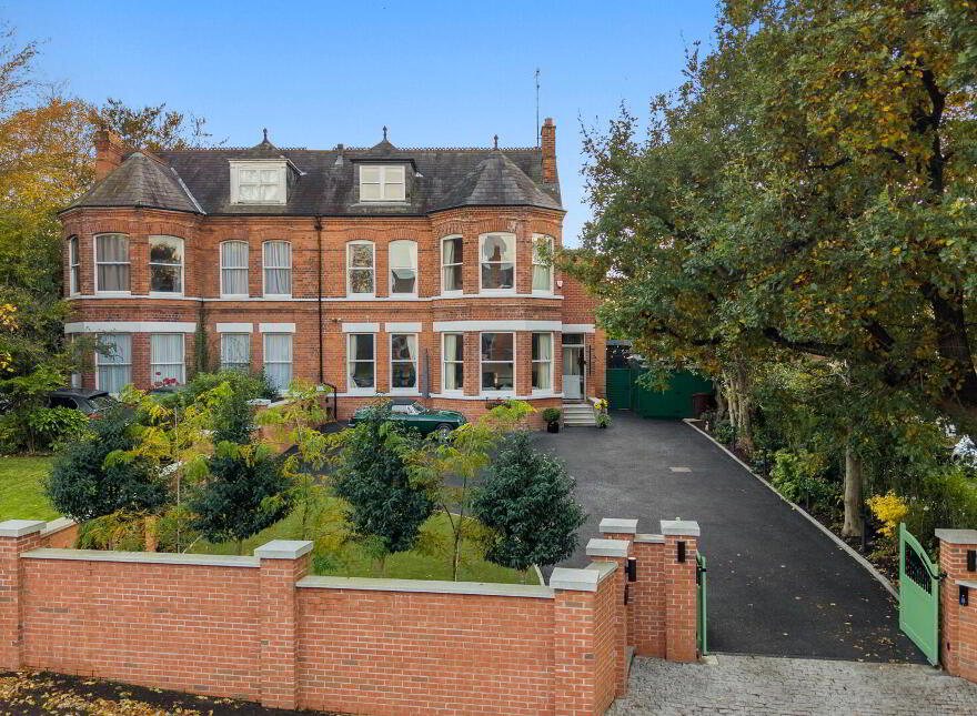 7 Windsor Park, Belfast, BT9 6FQ