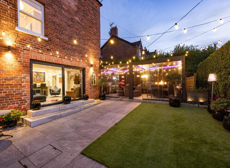 7 Windsor Park, Belfast, BT9 6FQ