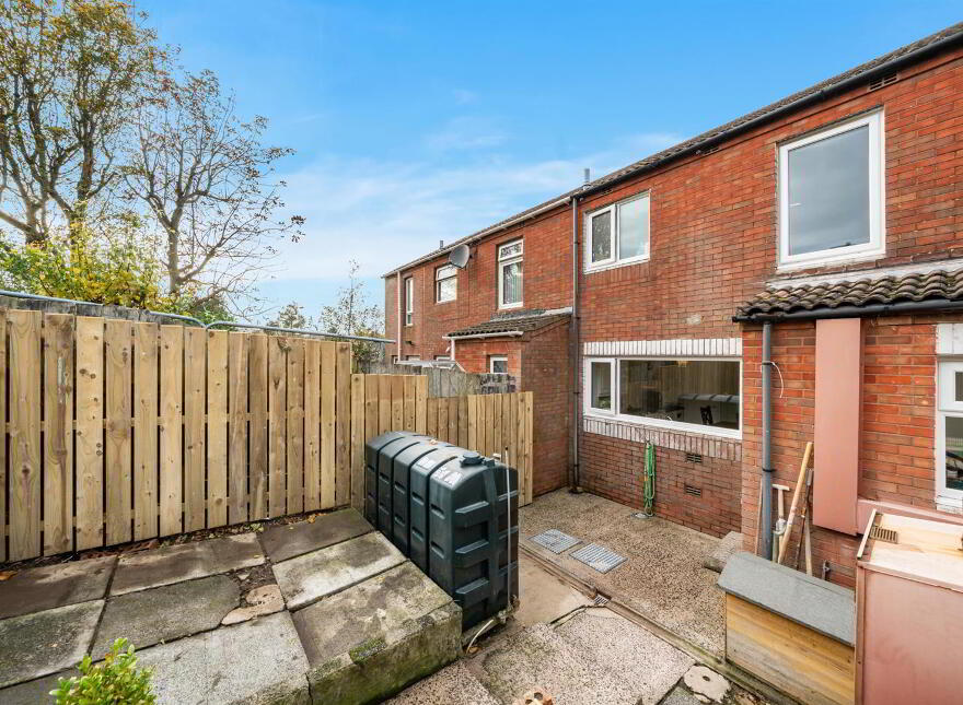 2 Vionville Green, Belfast, BT5 7QE
