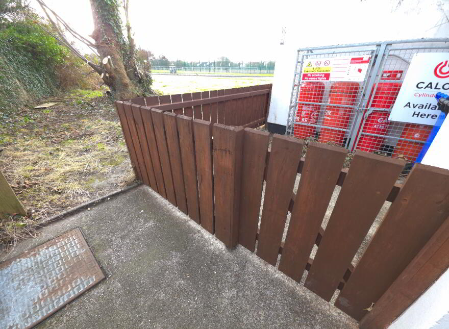 9 Trafalgar Court, Waterside, Londonderry, BT47 6NR