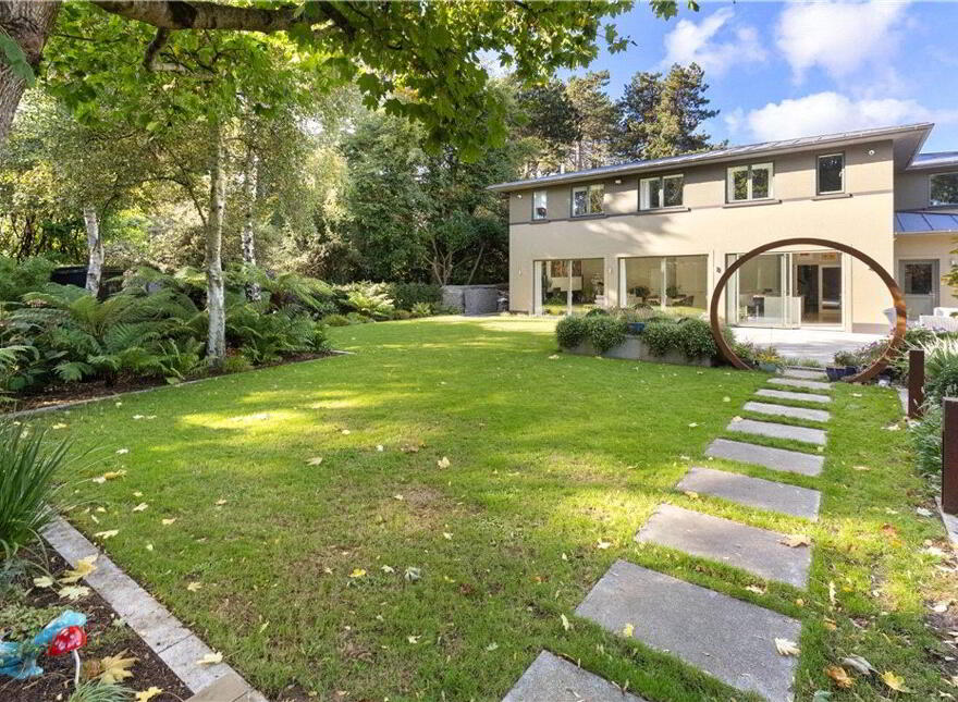 28 The Thicket, Foxrock, Foxrock, D18F6A2