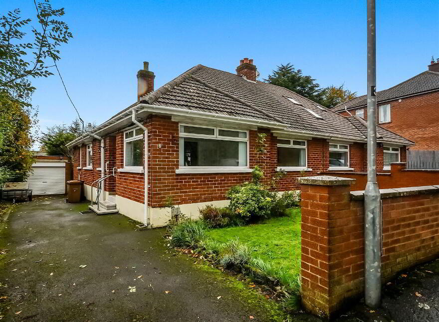 2 Lennox Avenue, Newton Park, Belfast, BT8 6LA