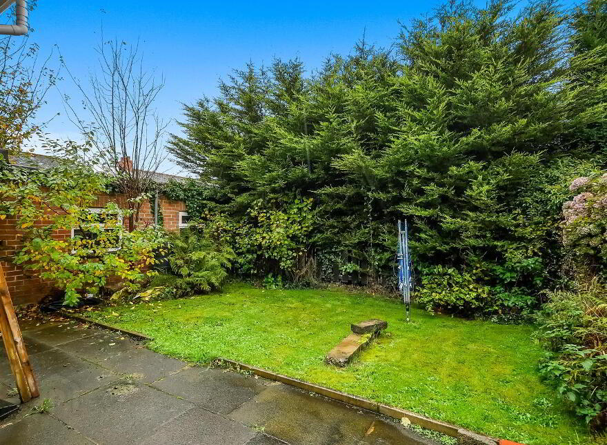 2 Lennox Avenue, Newton Park, Belfast, BT8 6LA