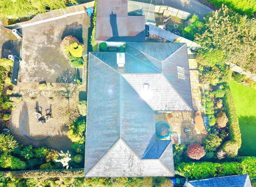 Coosan Point, Athlone, N37E8H4