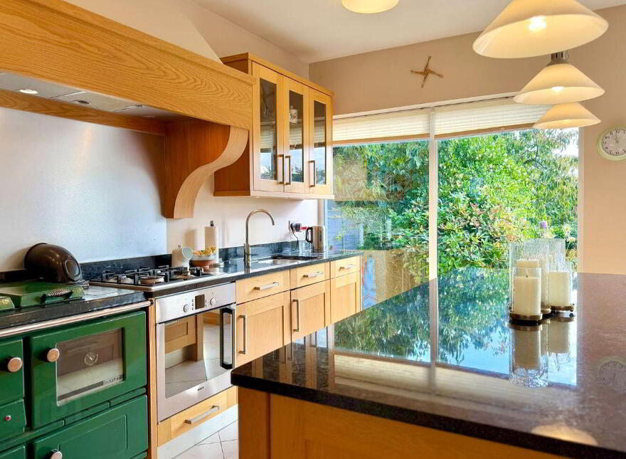 Coosan Point, Athlone, N37E8H4