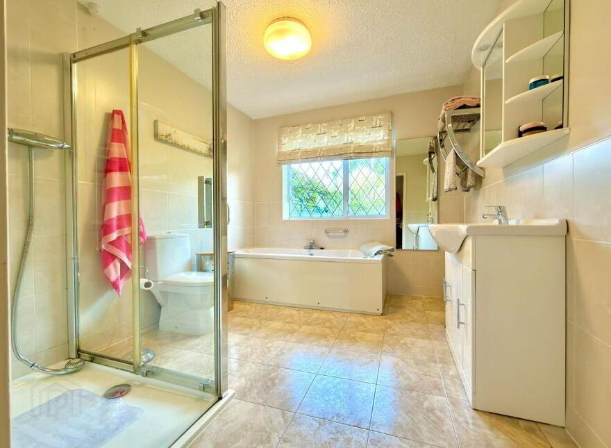 Coosan Point, Athlone, N37E8H4