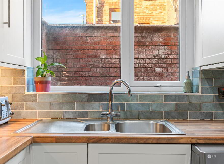35 Glendower Street, Belfast, BT6 8PD