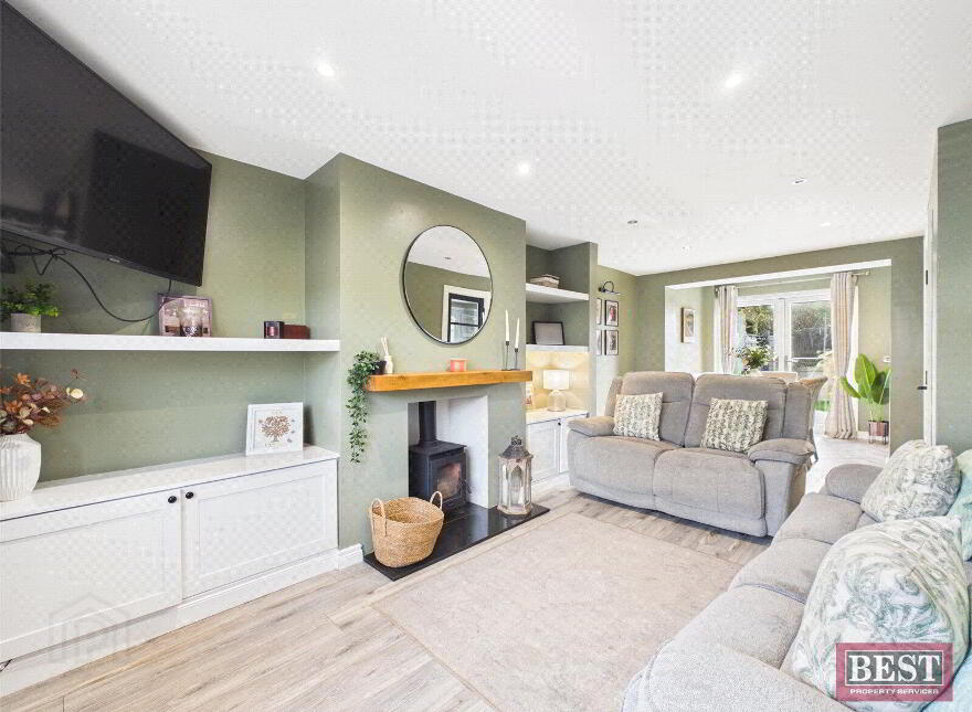 18 Clermont Gardens, Warrenpoint, Newry, BT34 3LQ