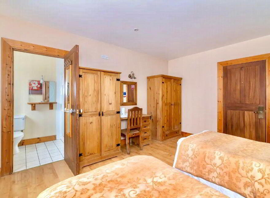 Coosan Cottage, Creaghduff, Coosan, Athlone, N37NY01