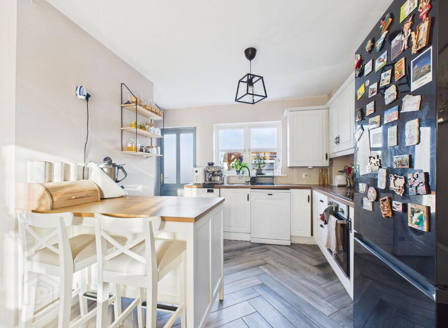 30 Heathfields, Dublin Road, Portlaoise, R32WR2Y