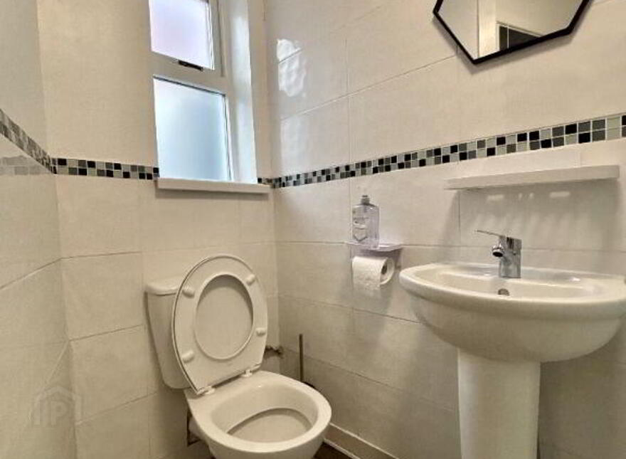 4 Ardenvohr Street, Belfast, BT6 8NB