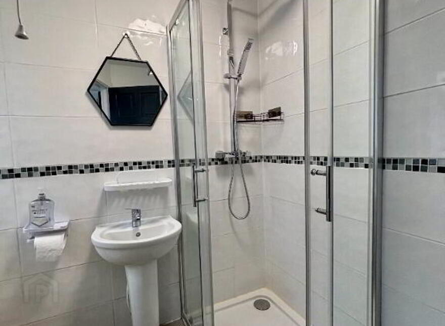4 Ardenvohr Street, Belfast, BT6 8NB