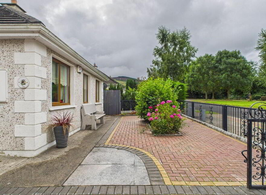 30 Mountain View, Myshall, R21YX40